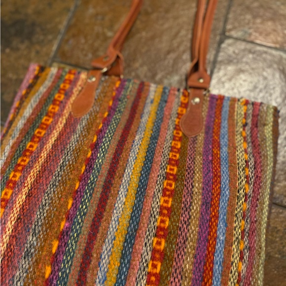Unique chic colorful textured handwoven wool computer bag purse, leather handles - Picture 5 of 7